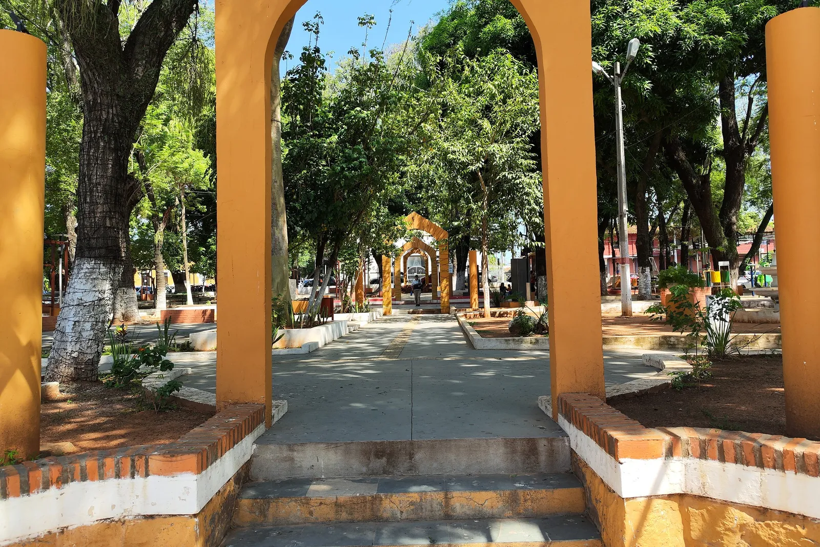 Plaza central de Lambaré